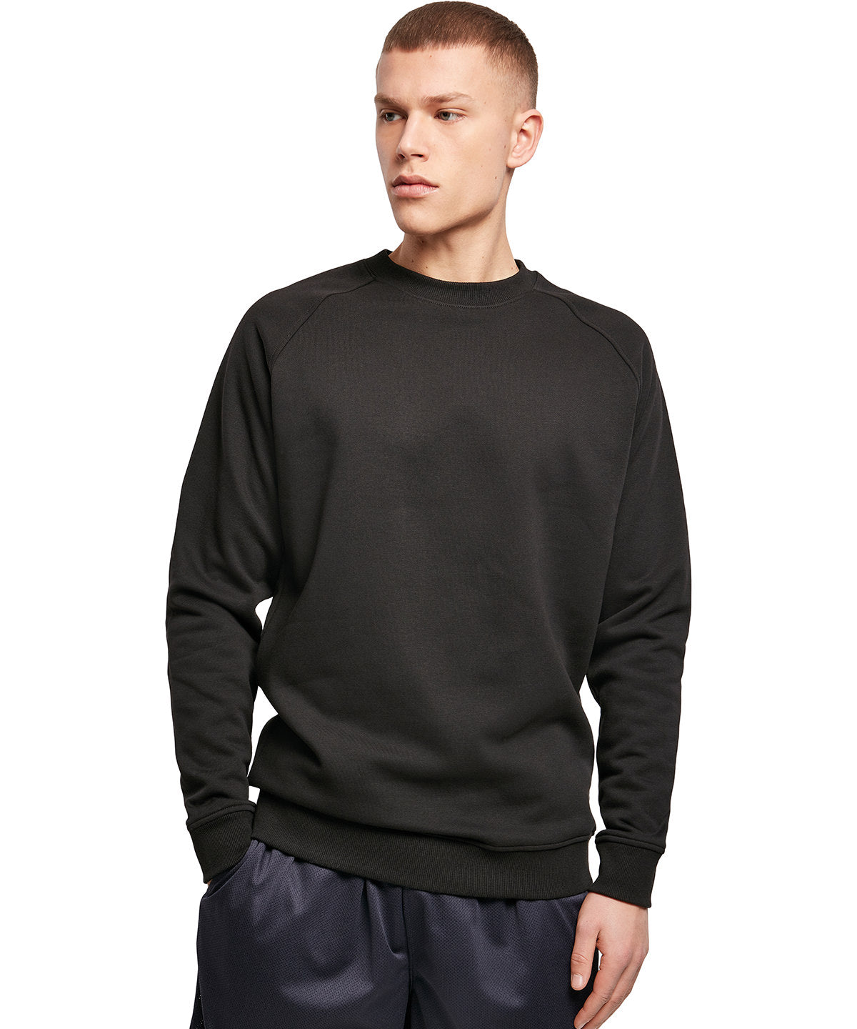 Tryck din logga på Sweatshirts från Build Your Brand - Anpassa Raglanhals i sweatshirt i färgen för företag, föreningar och privatpersoner