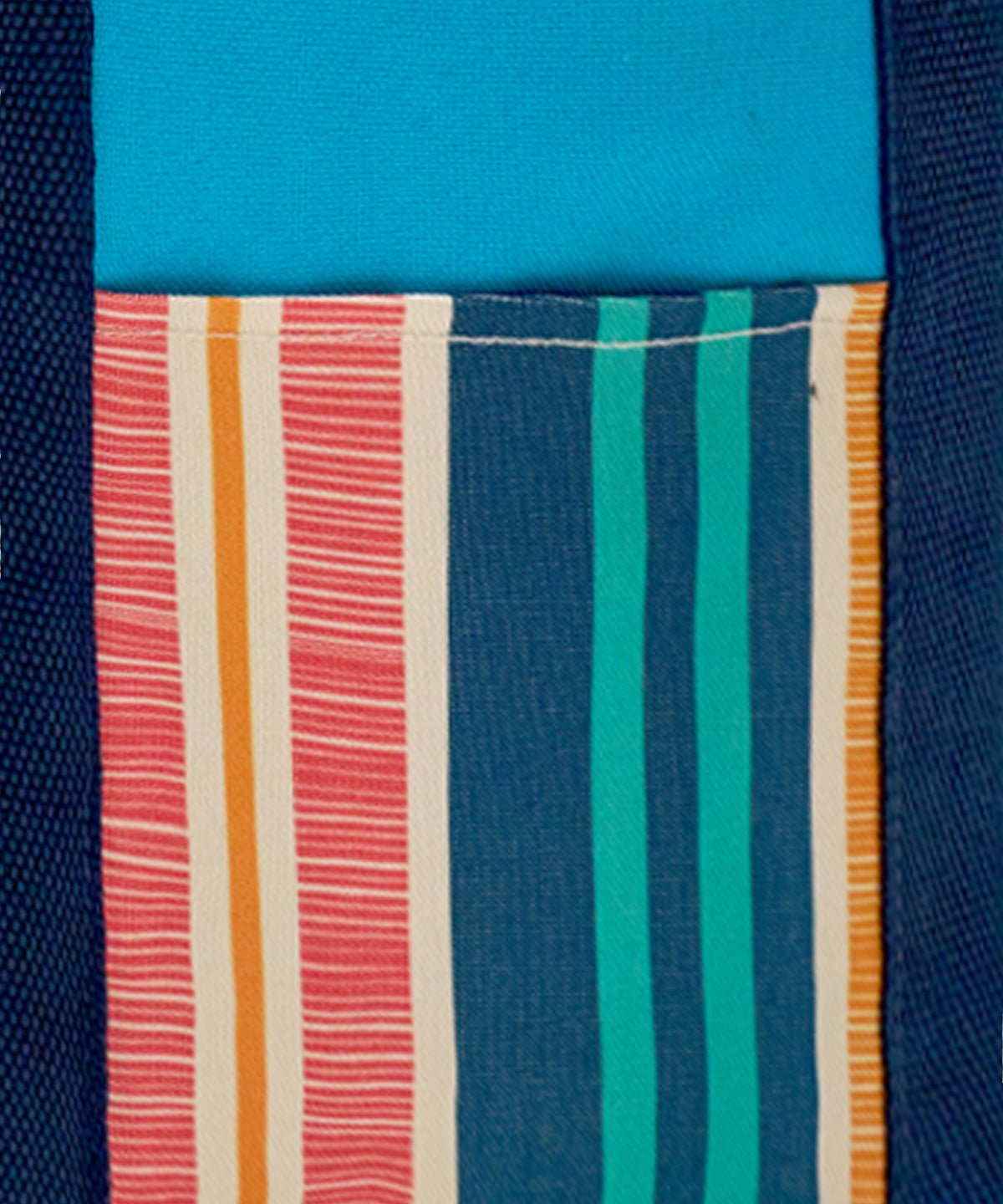 Tryck din logga på Väskor från Home & Living - Anpassa 12 liters kylväska i färgen Randigt One Size för företag, föreningar och privatpersoner