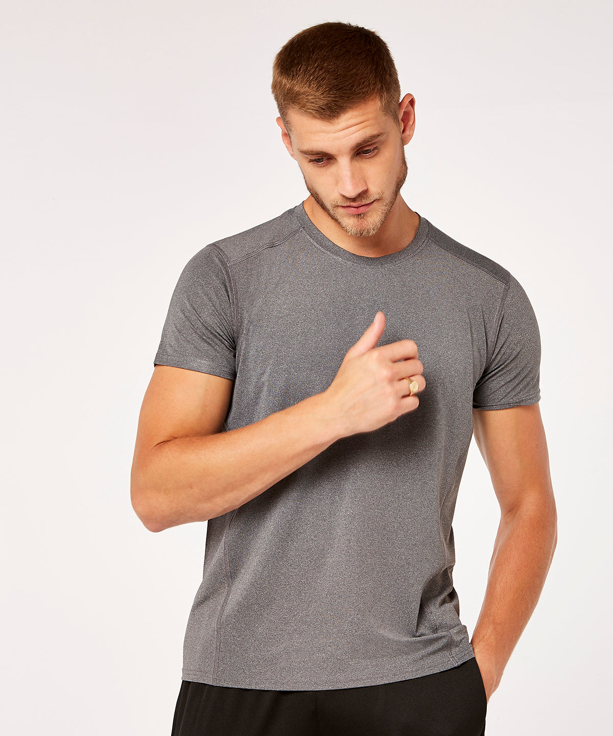 Tryck din logga på T-shirts från GameGear - Anpassa Gamegear kompakt stretch t-shirt i färgen för företag, föreningar och privatpersoner