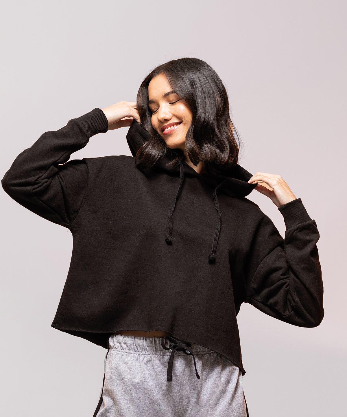 Tryck din logga på Hoodies från SF - Anpassa Cropped slounge hoodie för damer i färgen för företag, föreningar och privatpersoner