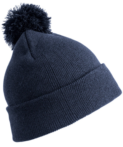 Tryck din logga på Mössor från Result Winter Essentials - Anpassa Pom pom-mössa i färgen Marinblå One Size för företag, föreningar och privatpersoner