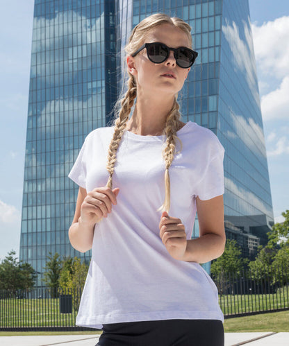 BUILD YOUR BRAND Women's box tee BY052