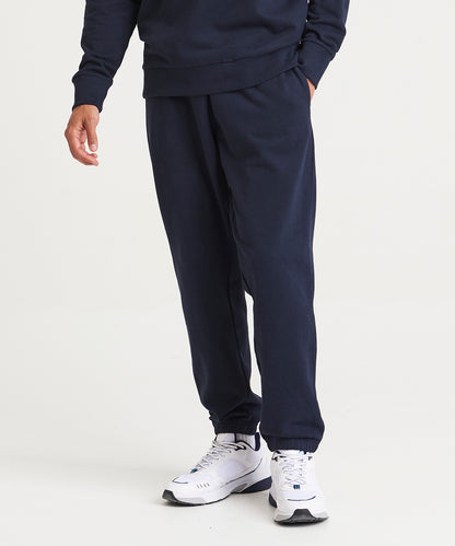 Tryck din logga på Mjukisbyxor från AWDis Ecologie - Anpassa Crater återvunna joggingbyxor i färgen för företag, föreningar och privatpersoner