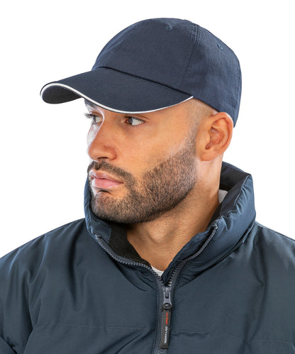 Tryck din logga på Kepsar från Result Headwear - Anpassa Fiskbensmönstrad keps med sandwichskärm i färgen för företag, föreningar och privatpersoner