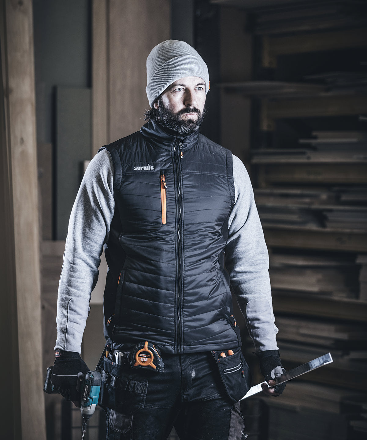 Tryck din logga på Termovästar från Scruffs - Anpassa (SH024) Trade bodywarmer i färgen för företag, föreningar och privatpersoner