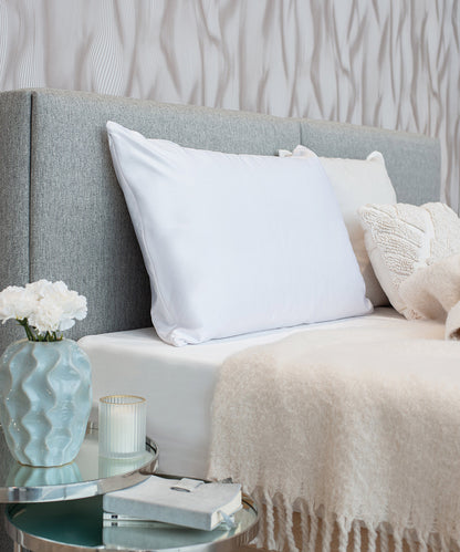 Tryck din logga på Accessoarer från Towel City - Anpassa Örngott i satin i färgen för företag, föreningar och privatpersoner