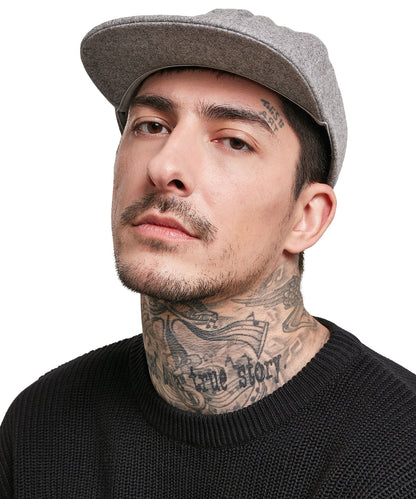 Tryck din logga på Kepsar från Flexfit by Yupoong - Anpassa Melton-lock keps i färgen för företag, föreningar och privatpersoner